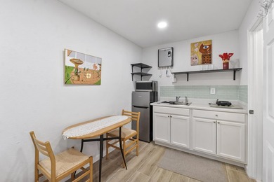 Beautiful and versatile property located in a quiet no-HOA - photo 18