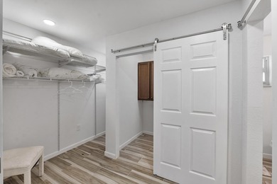 Beautiful and versatile property located in a quiet no-HOA - photo 23