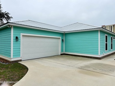 Wake up to coastal breezes and water views in this beautiful - photo 39