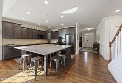 Welcome to this beautifully appointed Brookline model in the - photo 11