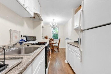 One of the best coops of Bensonhurst! This extra large one