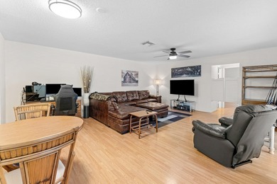Opportunity Knocks!!! This move-in-ready 2BR/2BA single-story - photo 18