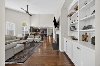 Welcome to this beautifully appointed Brookline model in the - photo 19