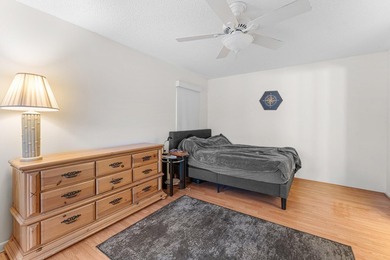 Opportunity Knocks!!! This move-in-ready 2BR/2BA single-story - photo 19
