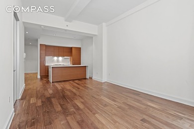 Turnkey loft-style residence with oversized windows overlooking - photo 2