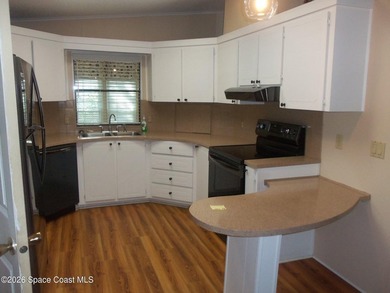 Here is a 24'x60' Jacobsen home located in the Floral section of - photo 5