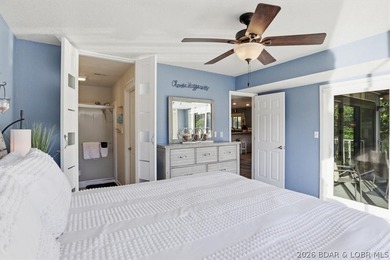 Welcome to lake life made easy! This beautifully updated 2 bed - photo 19