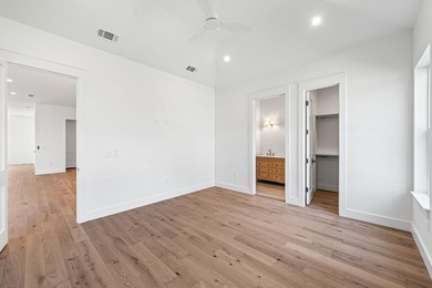 Newly built in Santa Rosa Beach, 35 K Street delivers quality - photo 22