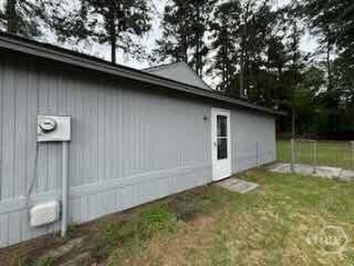 Welcome home to this charming 3-bedroom, 2-bath ranch located in - photo 22