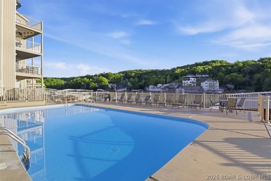Welcome to lake life made easy! This beautifully updated 2 bed - photo 36