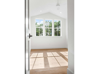 Newly built in Santa Rosa Beach, 35 K Street delivers quality - photo 43
