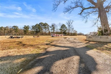 Exceptional commercial opportunity featuring multiple buildings - photo 30
