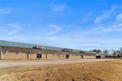 Exceptional commercial opportunity featuring multiple buildings - photo 32