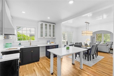 Charming 1940s Character Meets Modern Luxury in East Lake! - photo 5