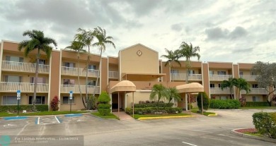 (private lake, pond, creek) Condo For Sale in Fort Lauderdale Florida