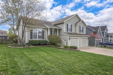 (private lake, pond, creek) Home Sale Pending in Kansas City Missouri