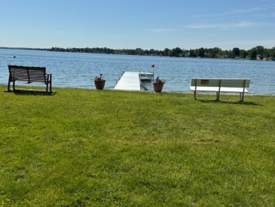 Lake Wawasee Turnkey Retreat with Dual Lake Access / Elevator - photo 5