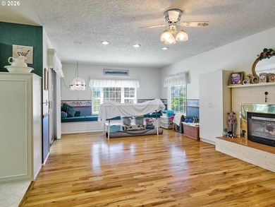 Rare opportunity to own a spacious golf course home on a large - photo 12