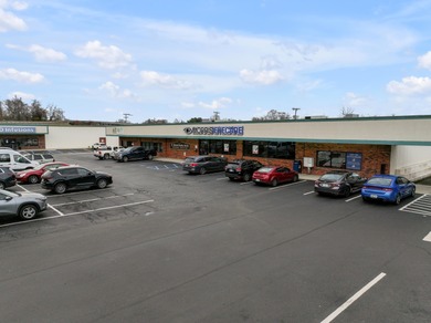 For the first time ever, this well-maintained shopping center is - photo 16