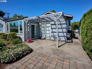 Rare opportunity to own a spacious golf course home on a large - photo 32