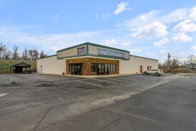 For the first time ever, this well-maintained shopping center is - photo 35