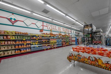 For the first time ever, this well-maintained shopping center is - photo 40