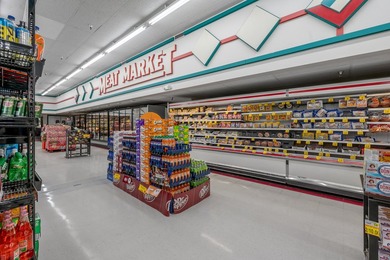 For the first time ever, this well-maintained shopping center is - photo 46