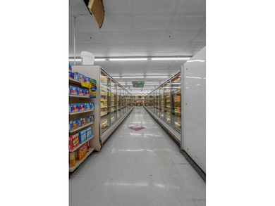 For the first time ever, this well-maintained shopping center is - photo 47