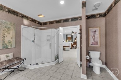 Welcome to an extraordinary deep-water retreat in Richmond - photo 50