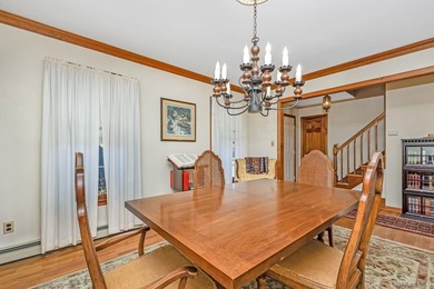 Welcome home to this inviting Colonial-style 4-bedroom oasis in - photo 7