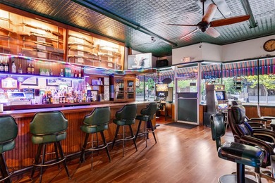 The Legendary Oxford Bar & Cafe - Downtown Missoula, Montana - photo 4