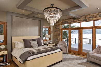 Extraordinarily private and remarkably accessible, this refined - photo 14