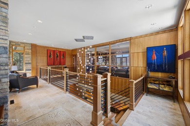 Extraordinarily private and remarkably accessible, this refined - photo 17