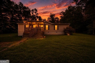 Great newer home in a quiet lake neighborhood with GREAT - photo 18