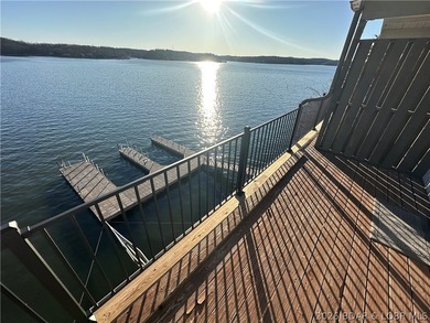 Lake living at its best in Osage Beach, this 3 bedroom 3 bath - photo 25