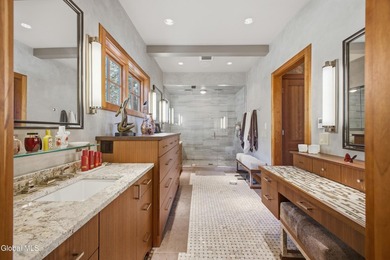 Extraordinarily private and remarkably accessible, this refined - photo 26