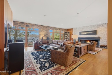 Extraordinarily private and remarkably accessible, this refined - photo 27