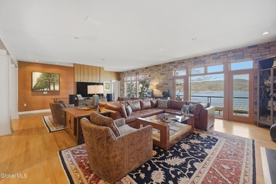 Extraordinarily private and remarkably accessible, this refined - photo 29