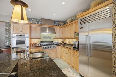 Extraordinarily private and remarkably accessible, this refined - photo 33