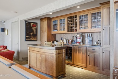 Extraordinarily private and remarkably accessible, this refined - photo 50