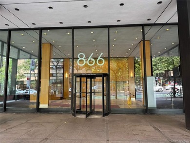 This newly renovated, floor-through office condominium in - photo 2