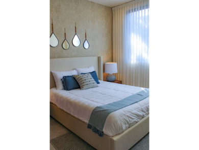 This beautifully designed 3-bedroom, 3.5-bathroom townhouse is - photo 8