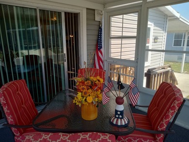 Smith Lake Home For Sale in Belleview Florida