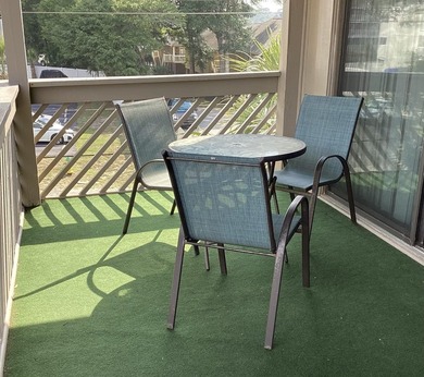 Welcome to this bright and inviting 2-bedroom, 2-bath condo - photo 14