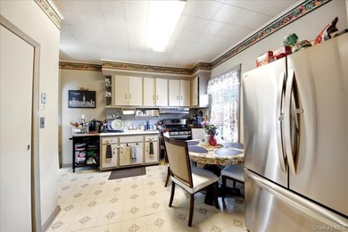 Situated on a prime corner lot in the heart of the sought-after - photo 14