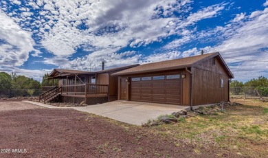 8429 Pinon Drive, Show Low, AZ 85901 - Freshly updated and - photo 17