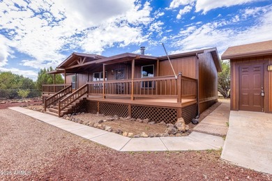 8429 Pinon Drive, Show Low, AZ 85901 - Freshly updated and - photo 18