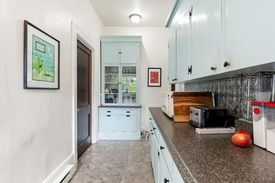Welcome to 14 Riverview Pl! Tucked away off Rivermont Ave on a - photo 26