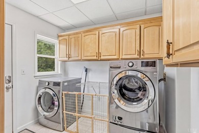 Welcome to 14 Riverview Pl! Tucked away off Rivermont Ave on a - photo 30