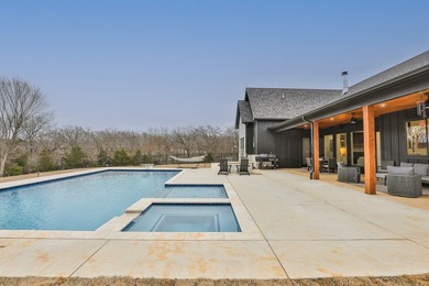 Luxury estate on 6 acres in Lindale ISD, thoughtfully designed - photo 37